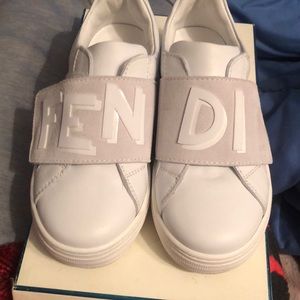 Toddler fendi sneakers